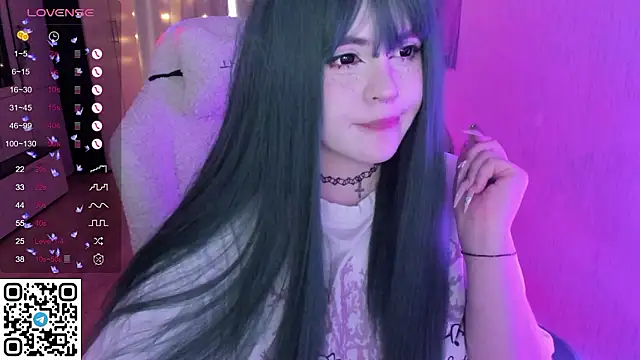 SelenaCute Chat XXX live