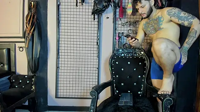 Twisted_Fantasy Obrolan Langsung XXX