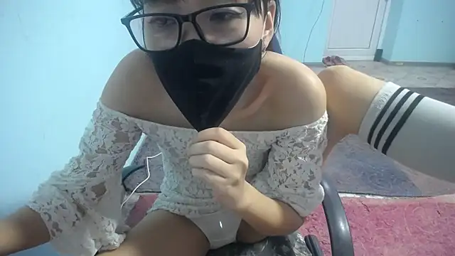 elllaaxx's Live XXX Chat