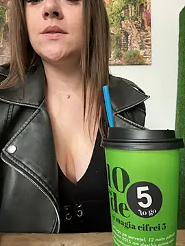 CrazyTori 라이브 XXX 채팅