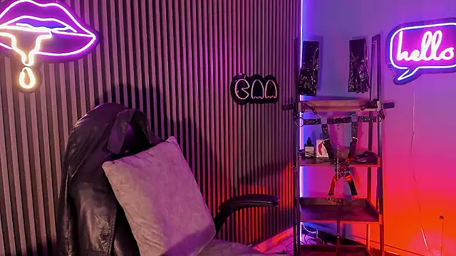 Pertunjukan Kamera Web Maximoking26