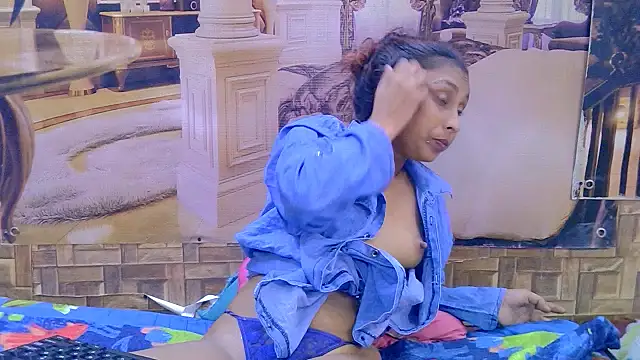 Chat +18 de IndianSexyButt ao vivo