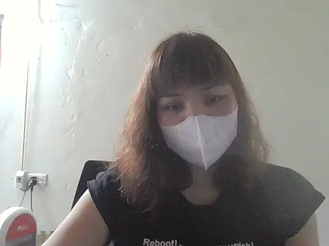 Angela-Eira 现场XXX聊天