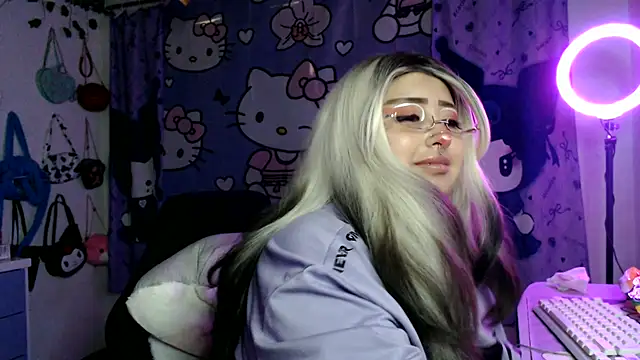 lussyevans24 Chat XXX in diretta