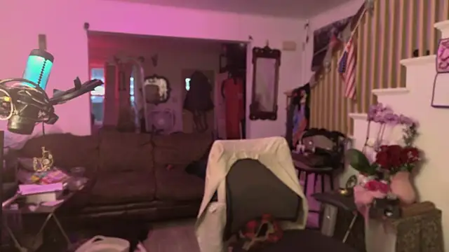 XXX chat uživo modela MasterDaddyCool