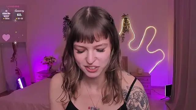 Lisa_Blossom's Live XXX Chat