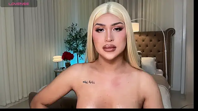 Your_Majesty_Tyra 现场XXX聊天