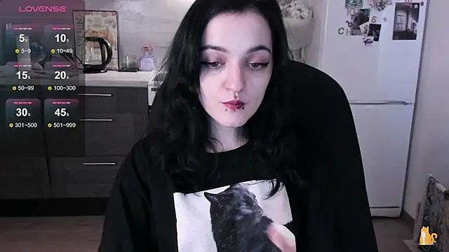 linaa__tyaan's Live XXX Chat