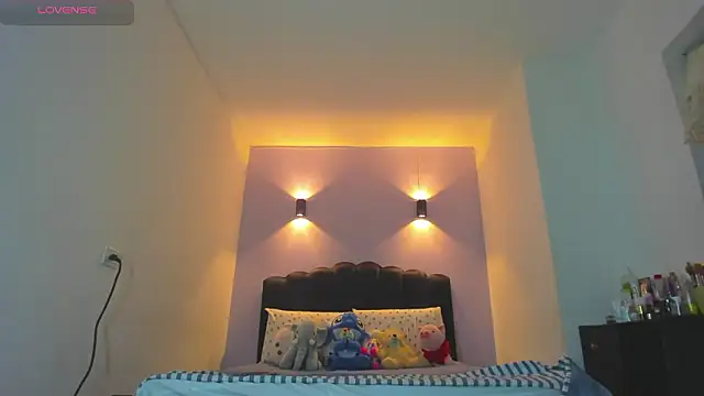 XXX chat uživo modela Sofia_Clauss_