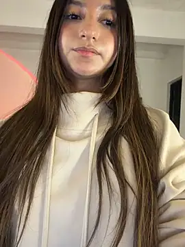 aly_golden_のライブXXXチャット