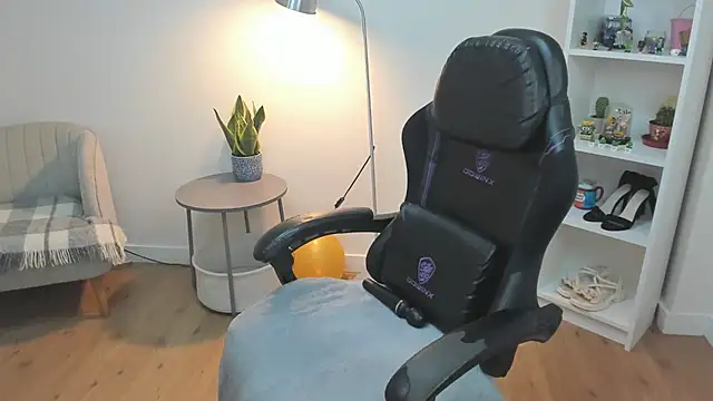 _BellaEvans_ 即時 XXX 聊天