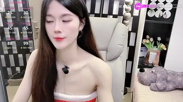 Yueyue-MM 网络视讯表演