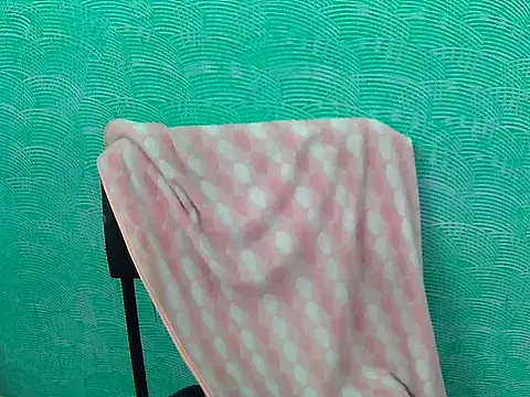 KiaraDoll002のライブXXXチャット