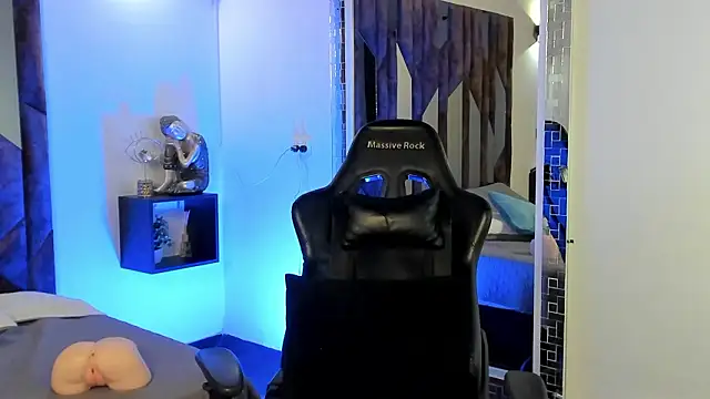 TonyPetrovjs 在線直播表演