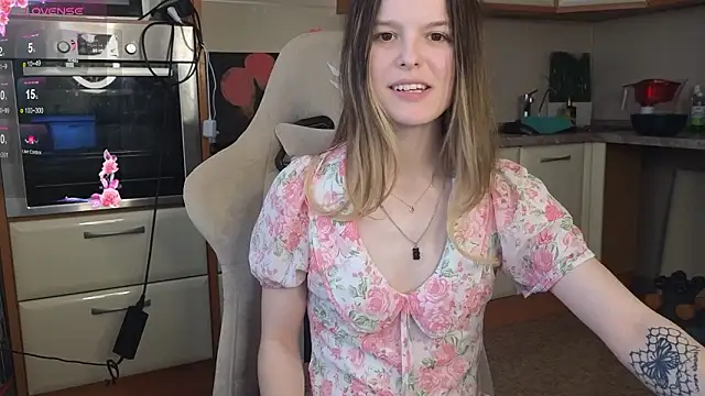 Nate__ 即時 XXX 聊天