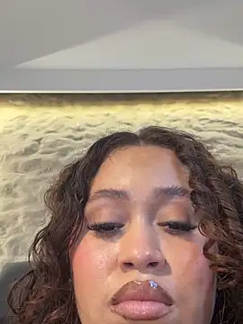 Isa__BlancのライブXXXチャット