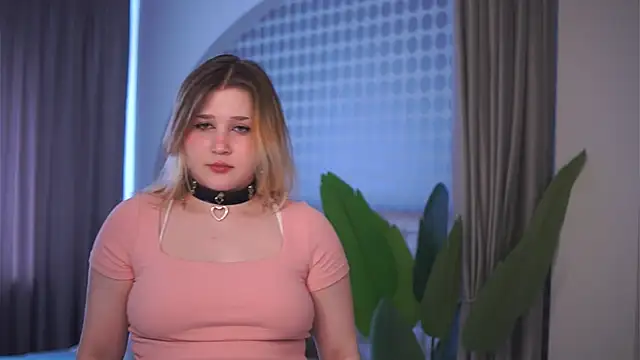 Czat XXX na żywo – KenaYodis