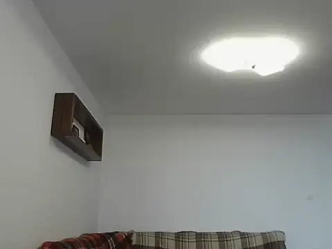 LanaFoxx Adlı Modelin Canlı XXX Sohbeti