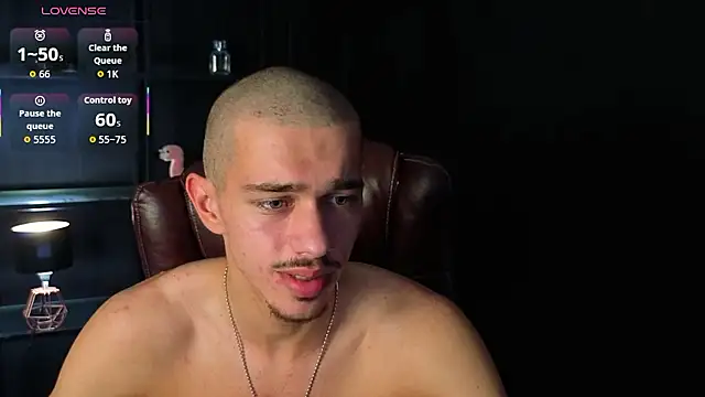 KaydenDrew 现场XXX聊天