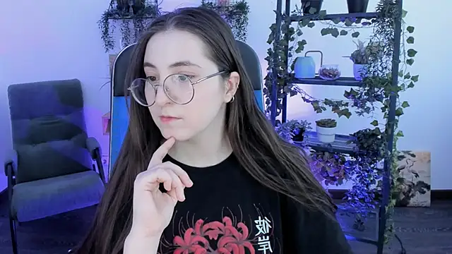 VirtuallVoyant 라이브 XXX 채팅