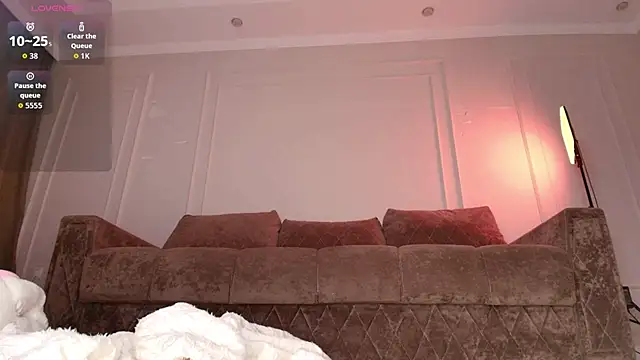 Онлайн чат XXX amy_akime