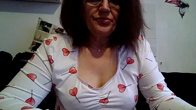 Chatroom XXX en direct de RubyyRosee