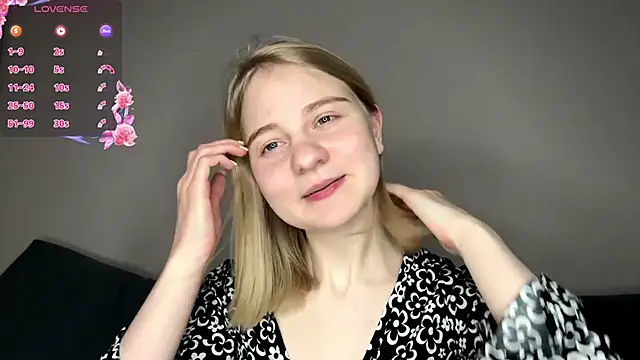 OdelinaFicken's Webcam Show