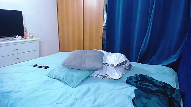 XXX chat uživo modela mondirty70