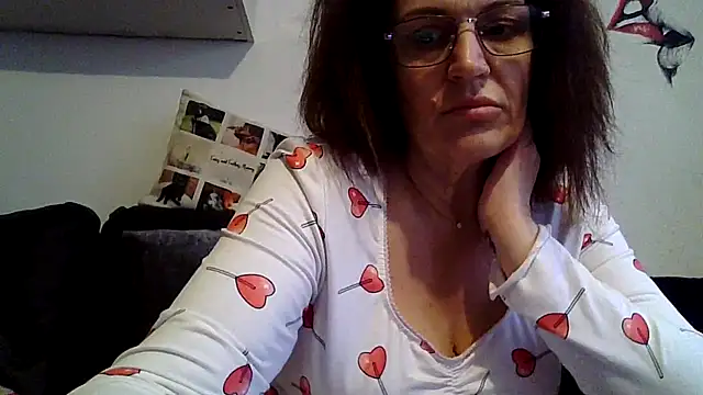 แชท XXX สดของ RubyyRosee