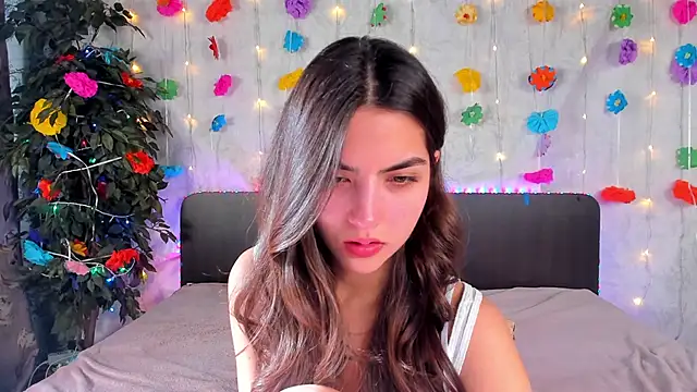 Milana_Crystal_ 라이브 XXX 채팅