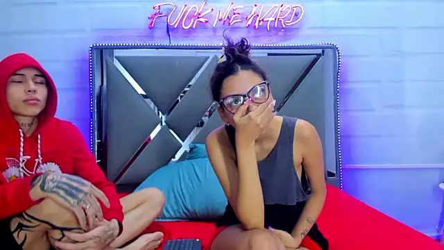 Živý XXX chat Star_and_tommy