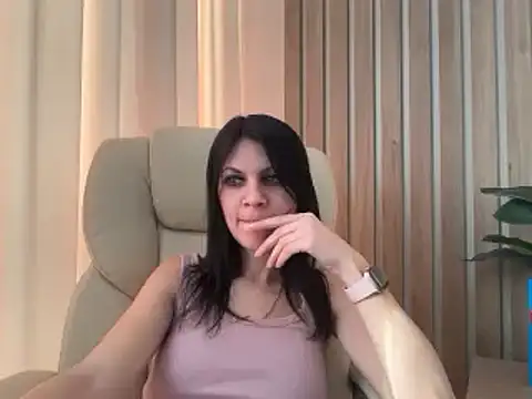 InjaAtHome élő XXX-chatje