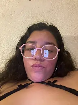 Vivi_Kvsh Live XXX-Chat