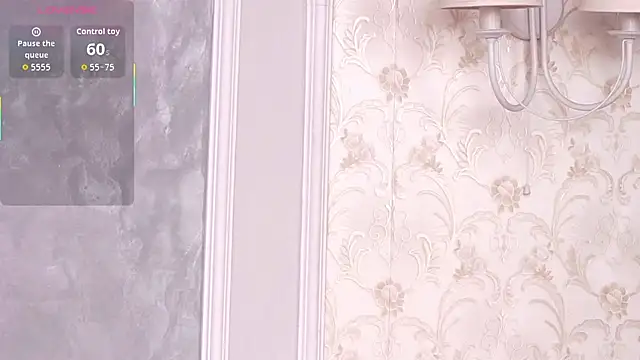 HeidiLustのライブXXXチャ  ット