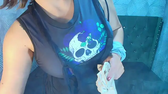 Czat XXX na żywo – CurvyJulieth