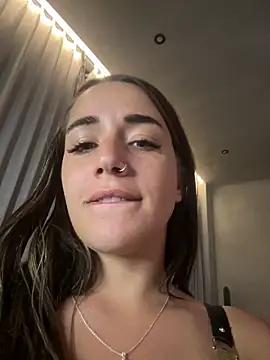 Онлайн чат XXX baadievino