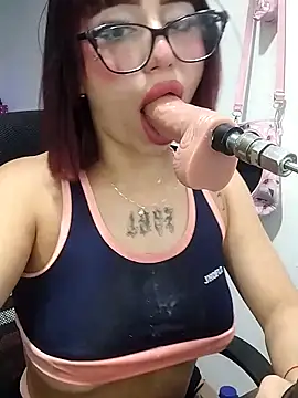 Kitty_Melodi live XXX chat