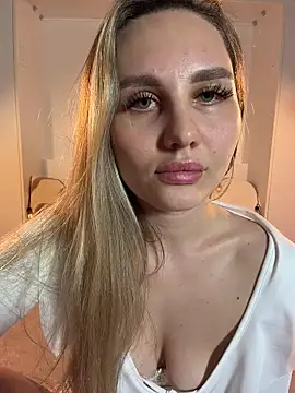 InterGirl élő XXX-chatje