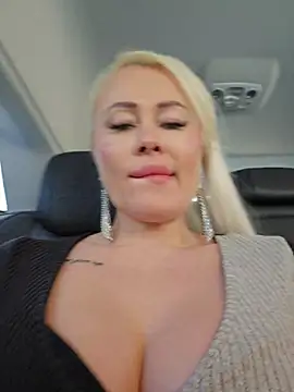 MILFBARBY live XXX chat