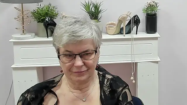 IrisDream Chat XXX live