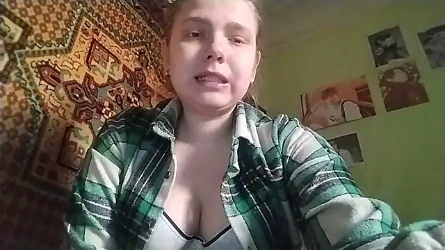 แชท XXX สดของ KikiBang