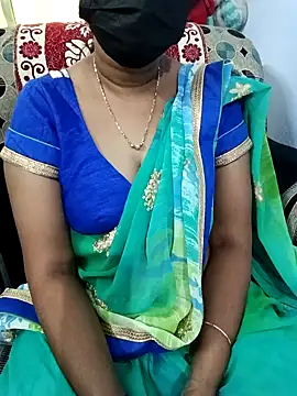 Show de Tinarosy13 na webcam