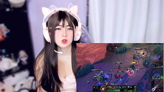 yuki3366 Adlı Modelin Canlı XXX Sohbeti