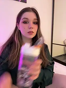 PumaShyXD Adlı Modelin Canlı XXX Sohbeti