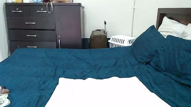 Онлайн чат XXX VoluptuousXX5