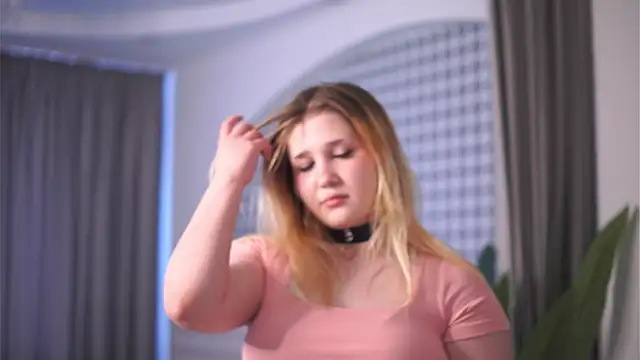 Онлайн чат XXX KenaYodis