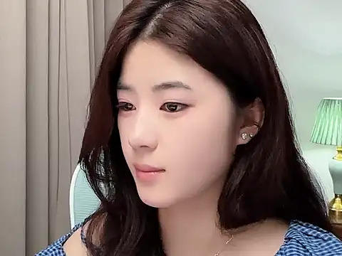 Nicole20266 在線直播表演