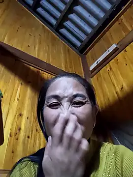 vtmbae Chat XXX live