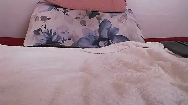 PurplePeach99's Live XXX Chat