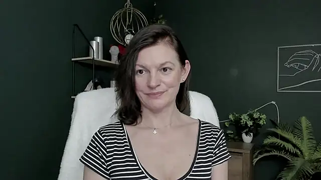 VivianWILD's Live XXX Chat